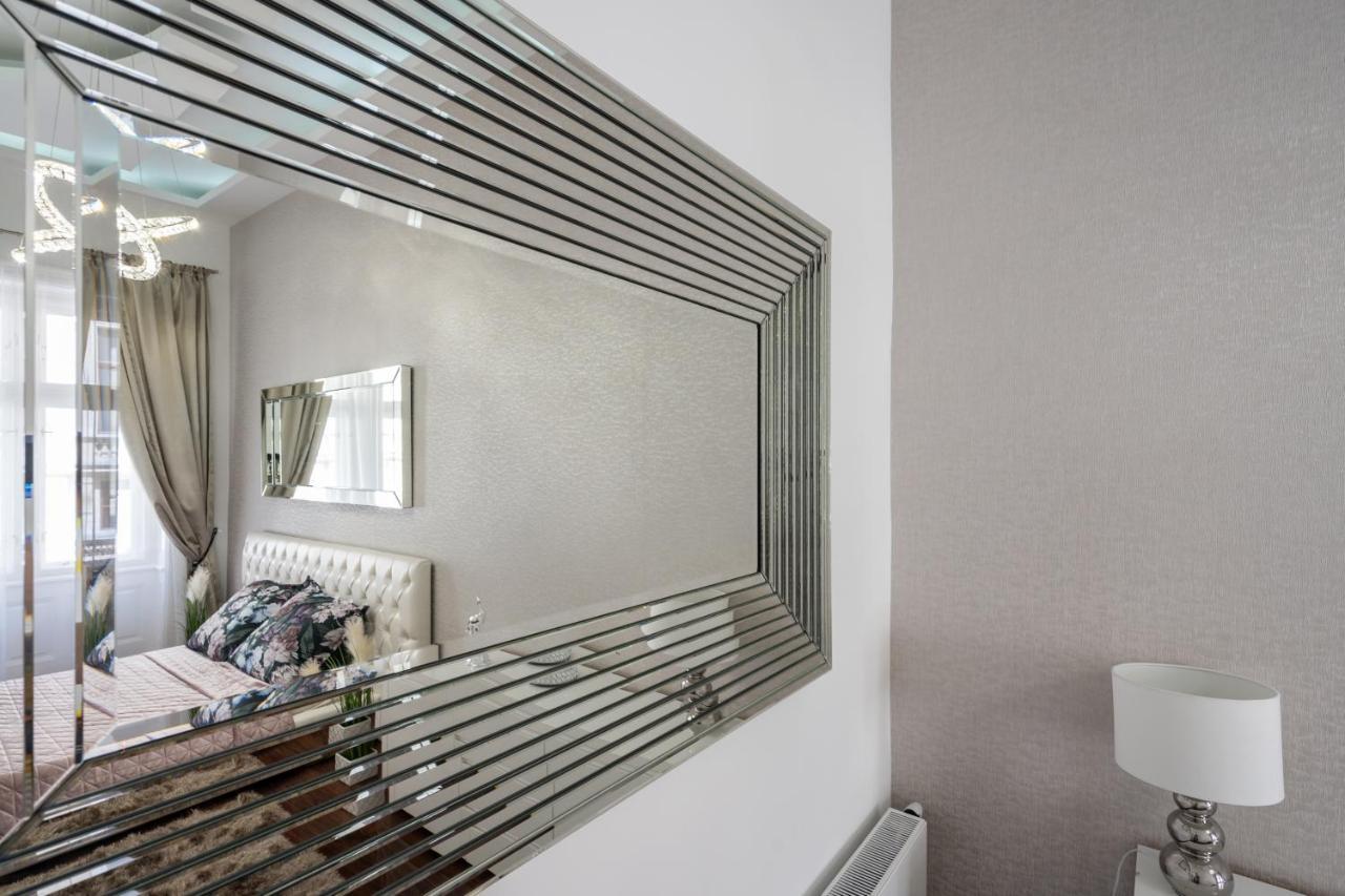 Opera Luxury With Free Parking Lejlighed Budapest